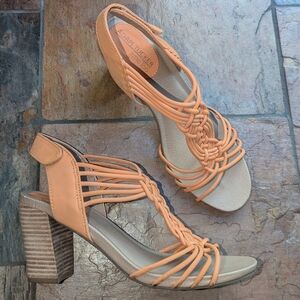 ADAM TUCKER by ME TOO maxi summer heels 8.5